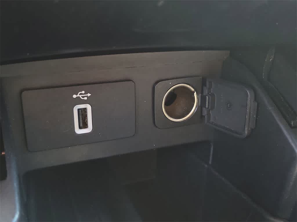 Thumbnail: 2018 Ford Explorer - 29