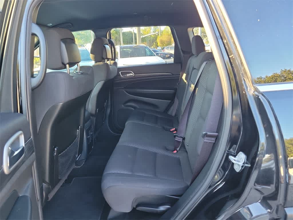 Thumbnail: 2019 Jeep Grand Cherokee - 12