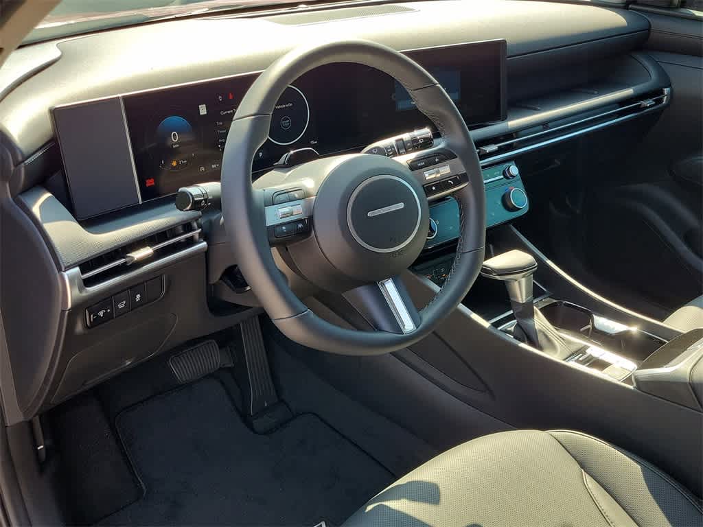2025 Hyundai Tucson SEL Convenience 16