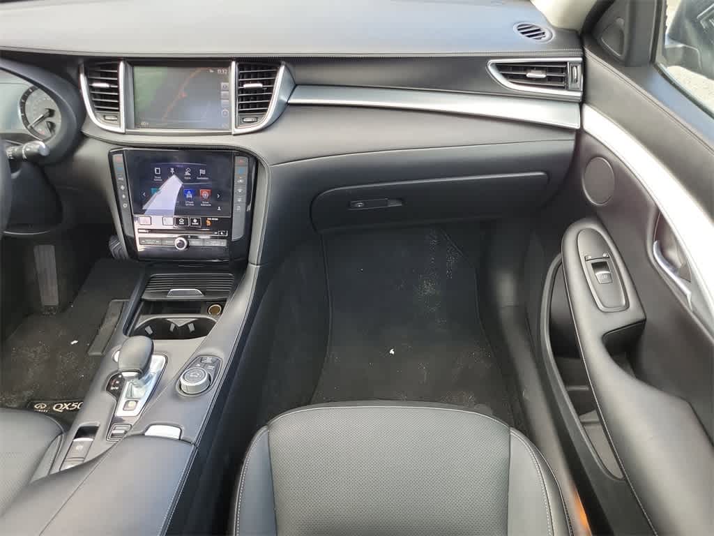 Thumbnail: 2019 INFINITI QX50 - 15