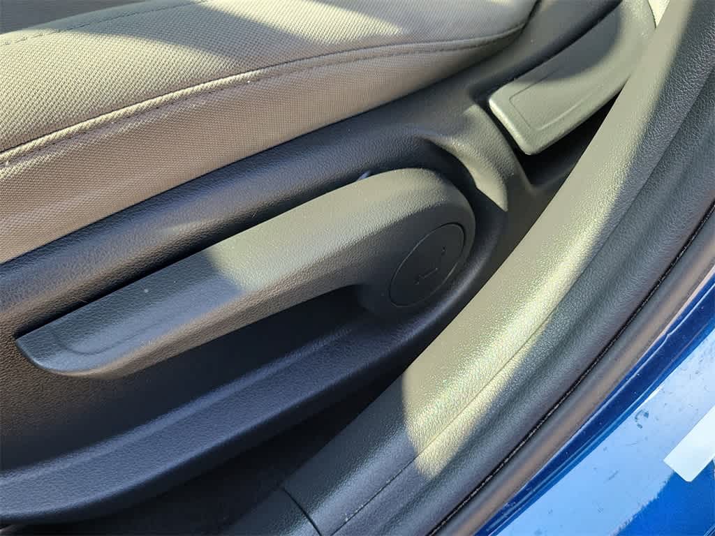 Thumbnail: 2018 Hyundai Elantra - 19