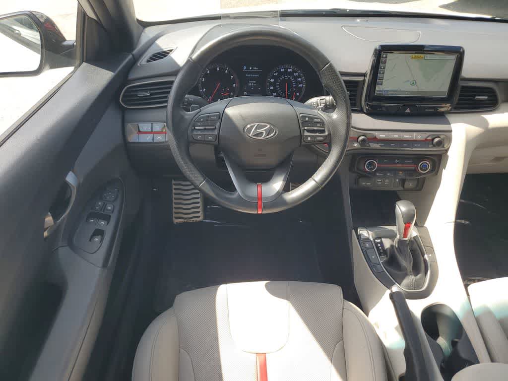 Thumbnail: 2020 Hyundai Veloster - 12