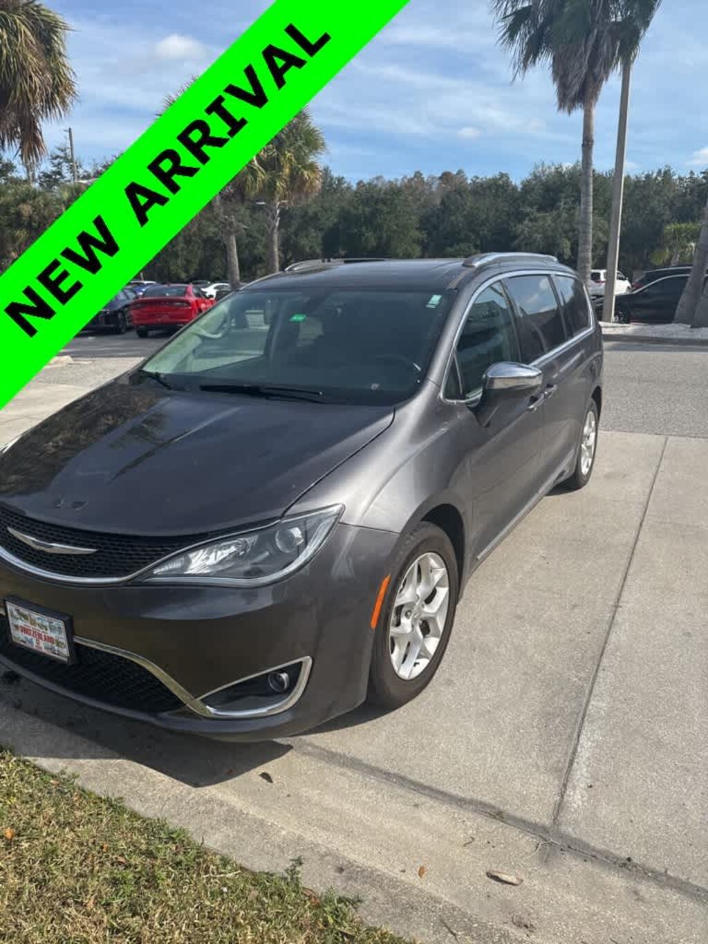Used 2020 Chrysler Pacifica Limited Van Passenger Van
