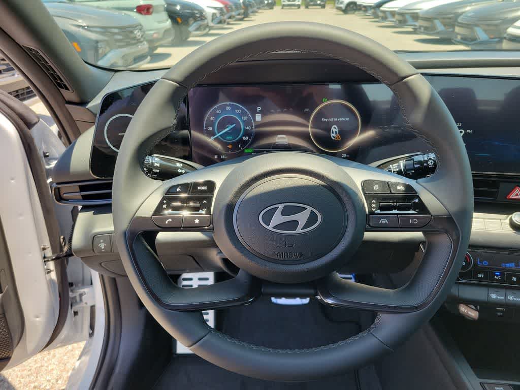 Thumbnail: 2025 Hyundai Elantra - 18