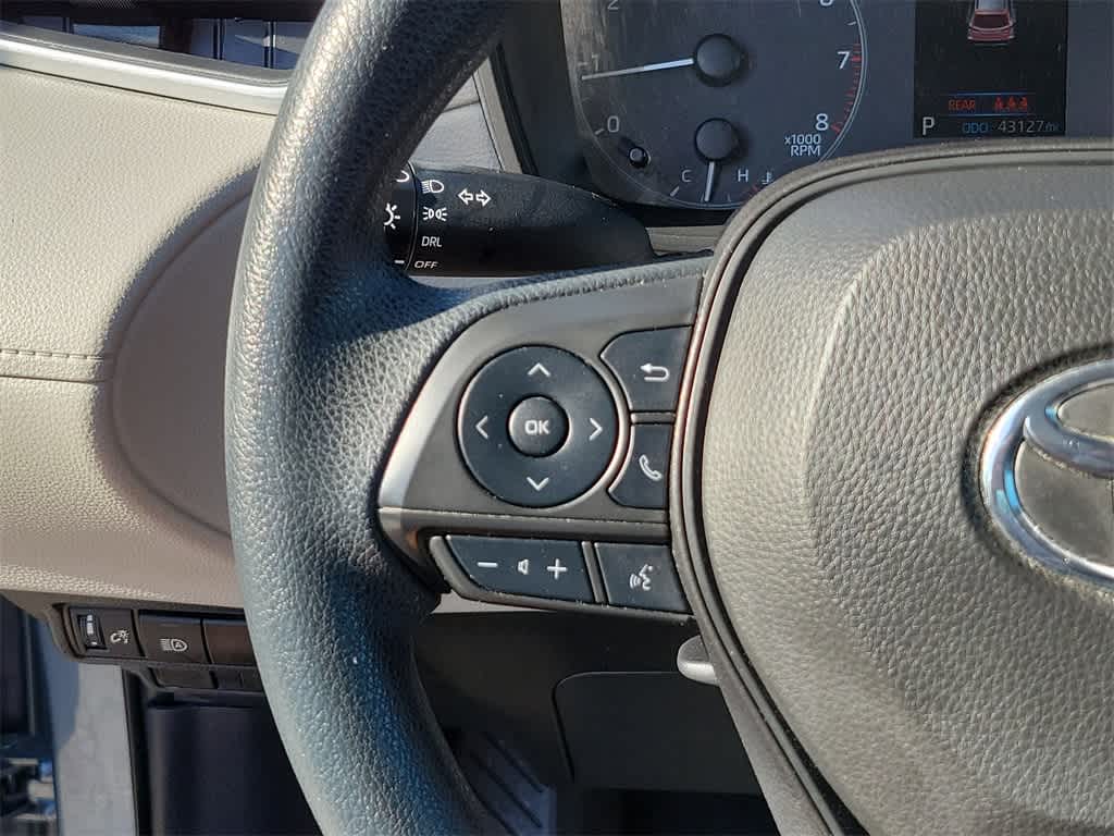 2023 Toyota Corolla Cross L 17