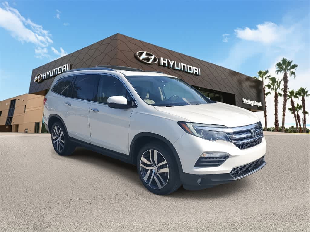 Thumbnail: 2018 Honda Pilot - 4