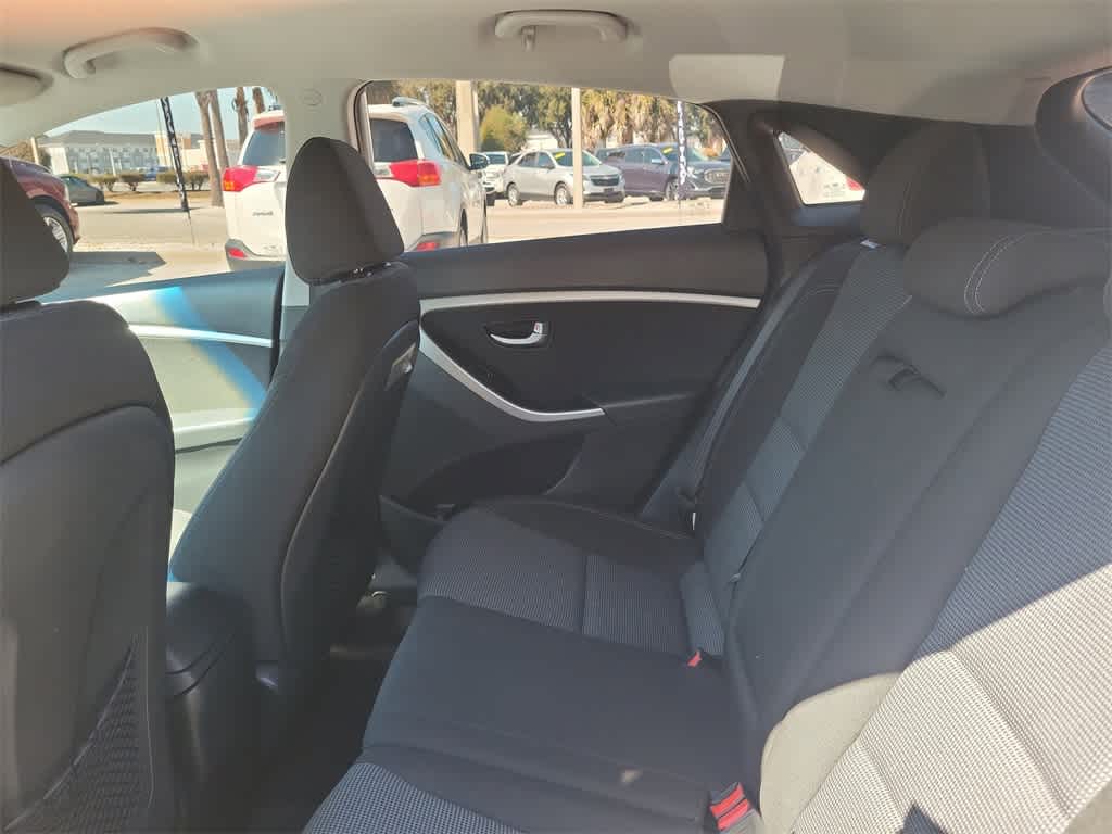 Thumbnail: 2016 Hyundai Elantra - 7