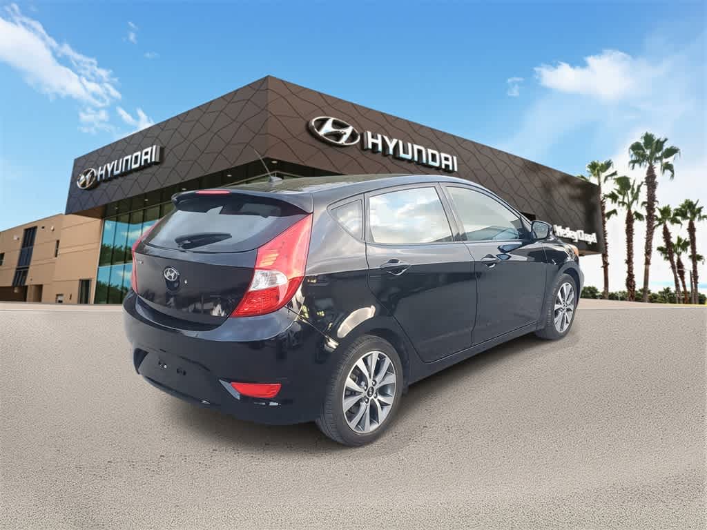 Thumbnail: 2017 Hyundai Accent - 3