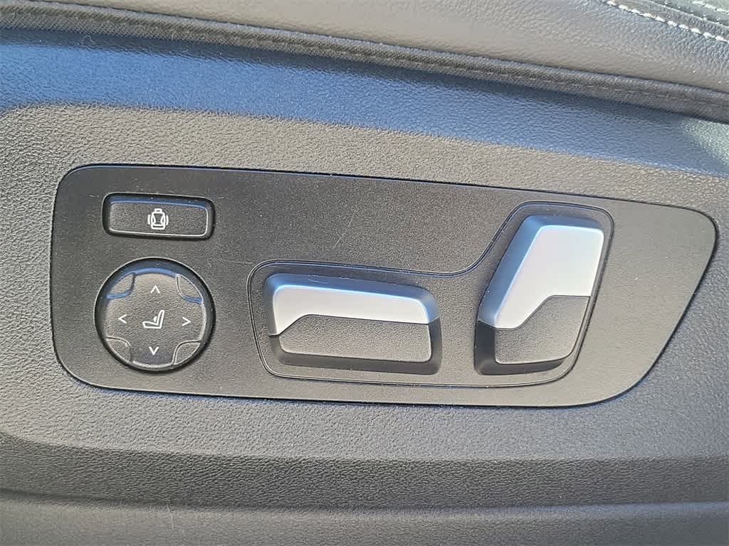 Thumbnail: 2020 BMW X6 - 21