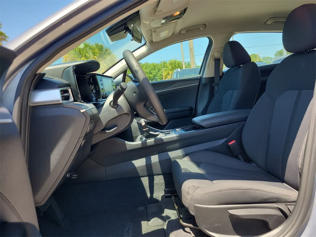 2023 Kia K5 LXS 14