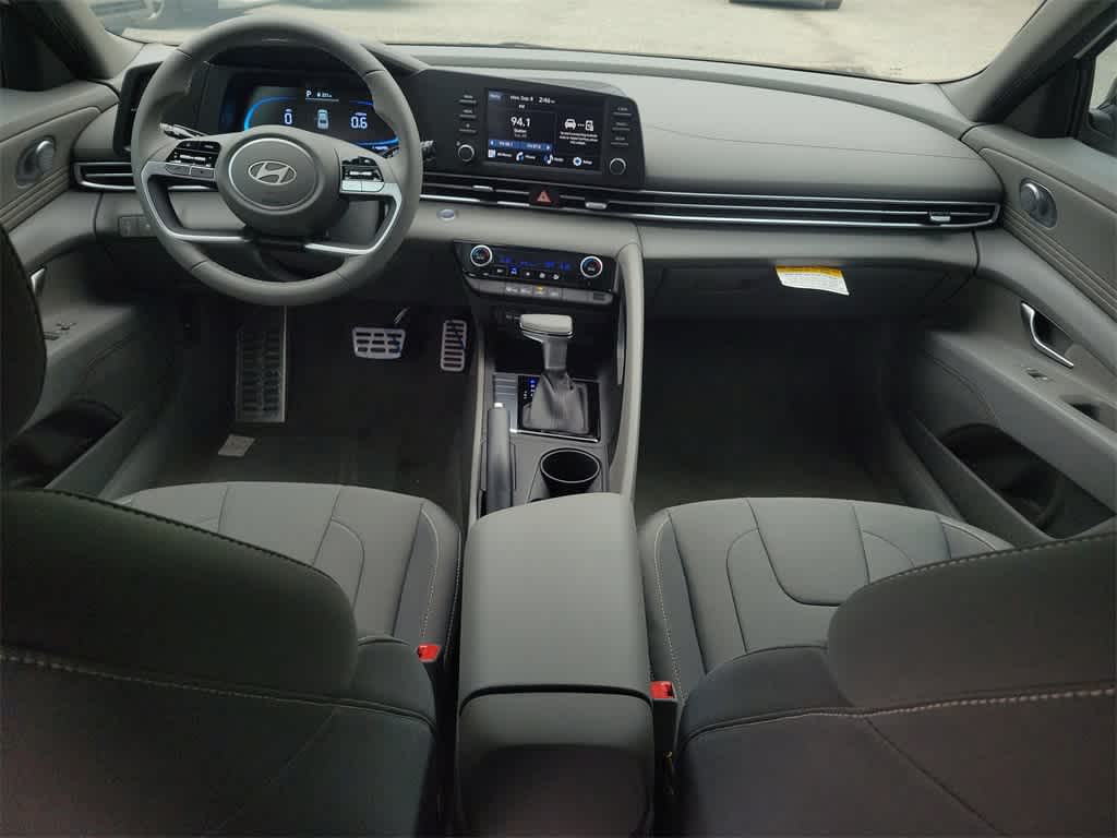 Thumbnail: 2025 Hyundai Elantra - 13