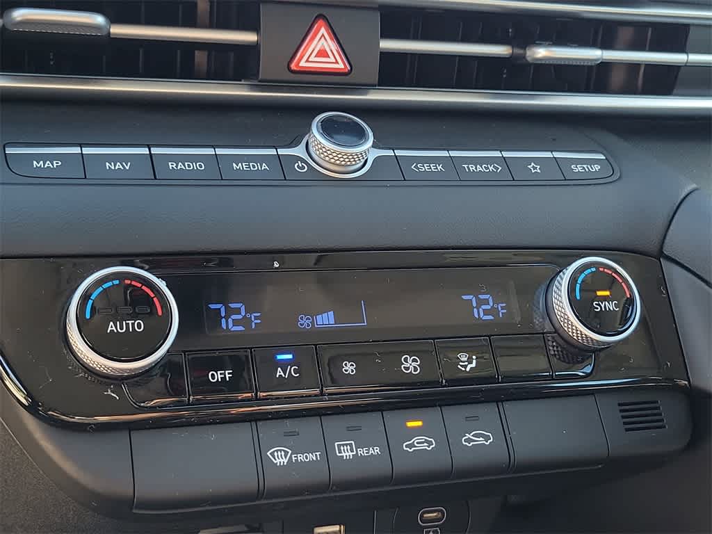 Thumbnail: 2024 Hyundai Elantra - 28