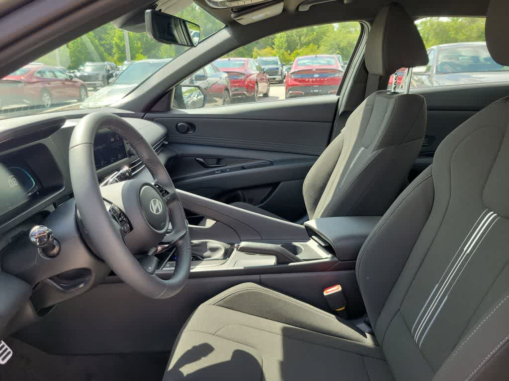 Thumbnail: 2026 Hyundai Elantra - 16