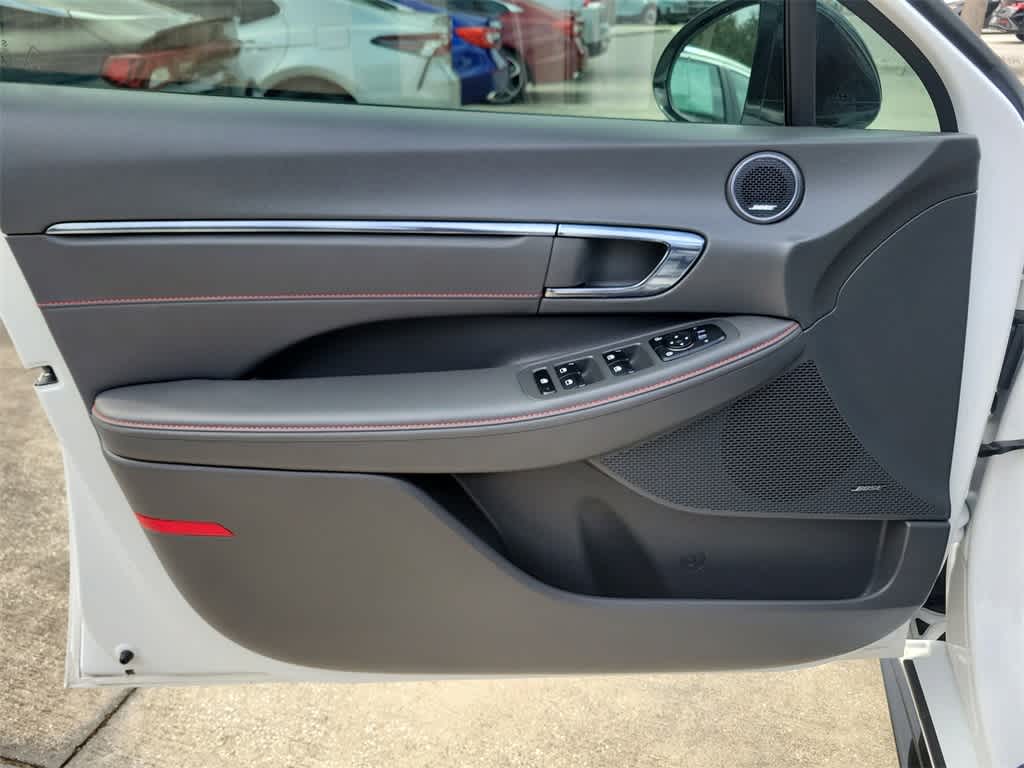 Thumbnail: 2022 Hyundai Sonata - 17