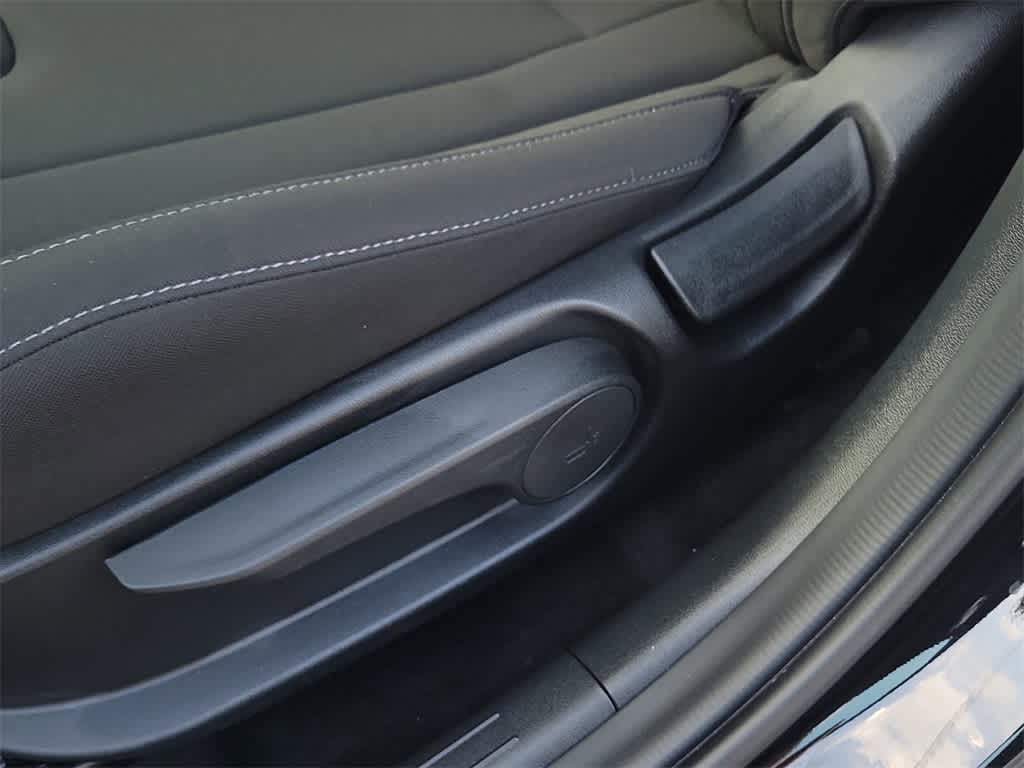 Thumbnail: 2023 Hyundai Elantra - 19