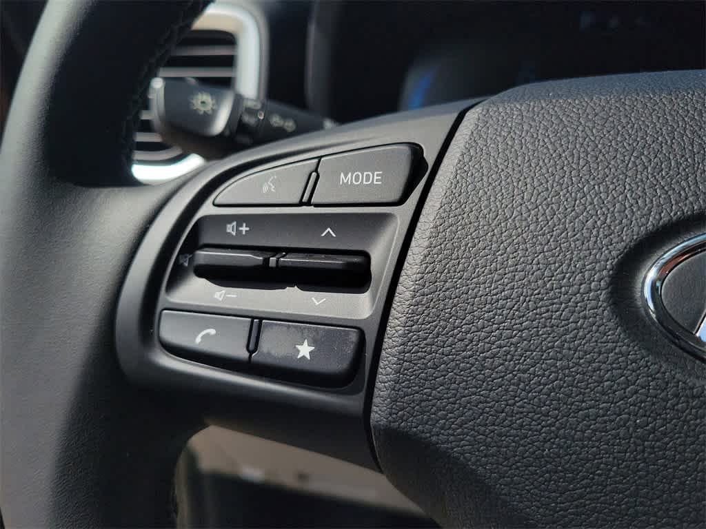 Thumbnail: 2025 Hyundai Venue - 24