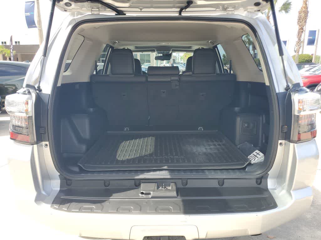 Thumbnail: 2022 Toyota 4Runner - 8