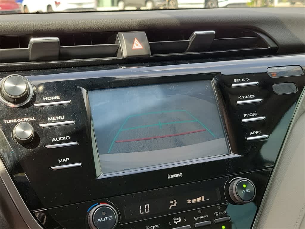 2020 Toyota Camry SE 33