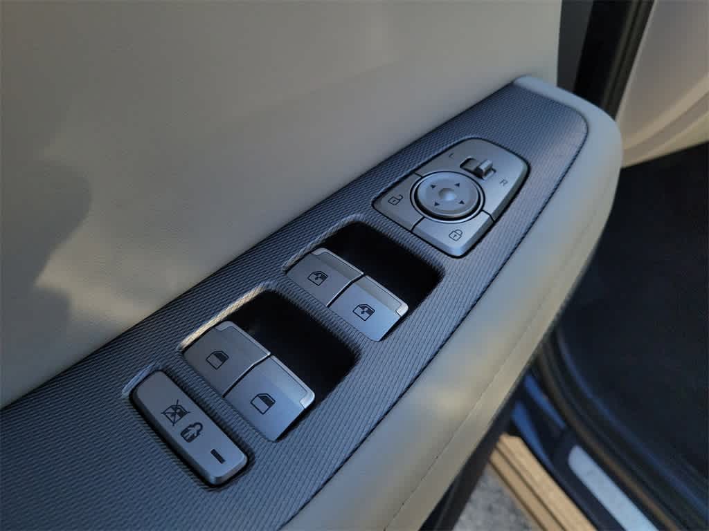 2022 Hyundai Palisade Limited 16