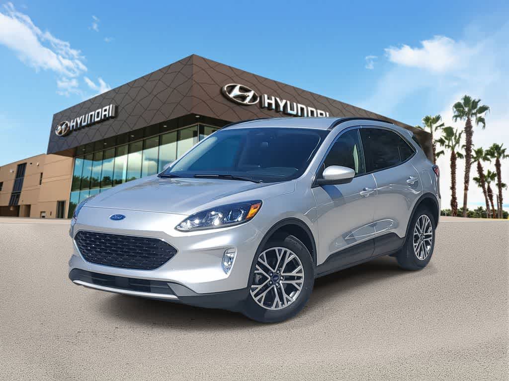 Thumbnail: 2020 Ford Escape - 1