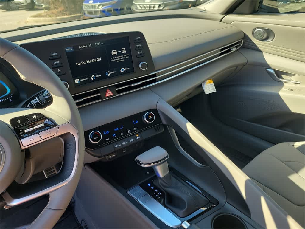 Thumbnail: 2026 Hyundai Elantra - 31