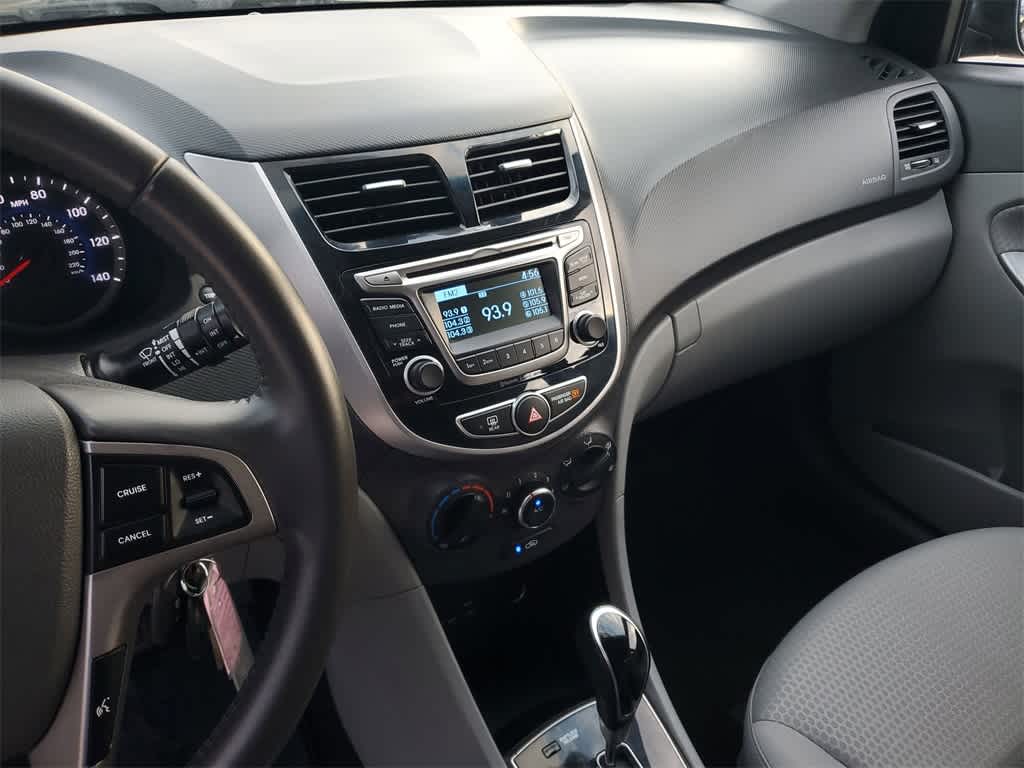 Thumbnail: 2017 Hyundai Accent - 31