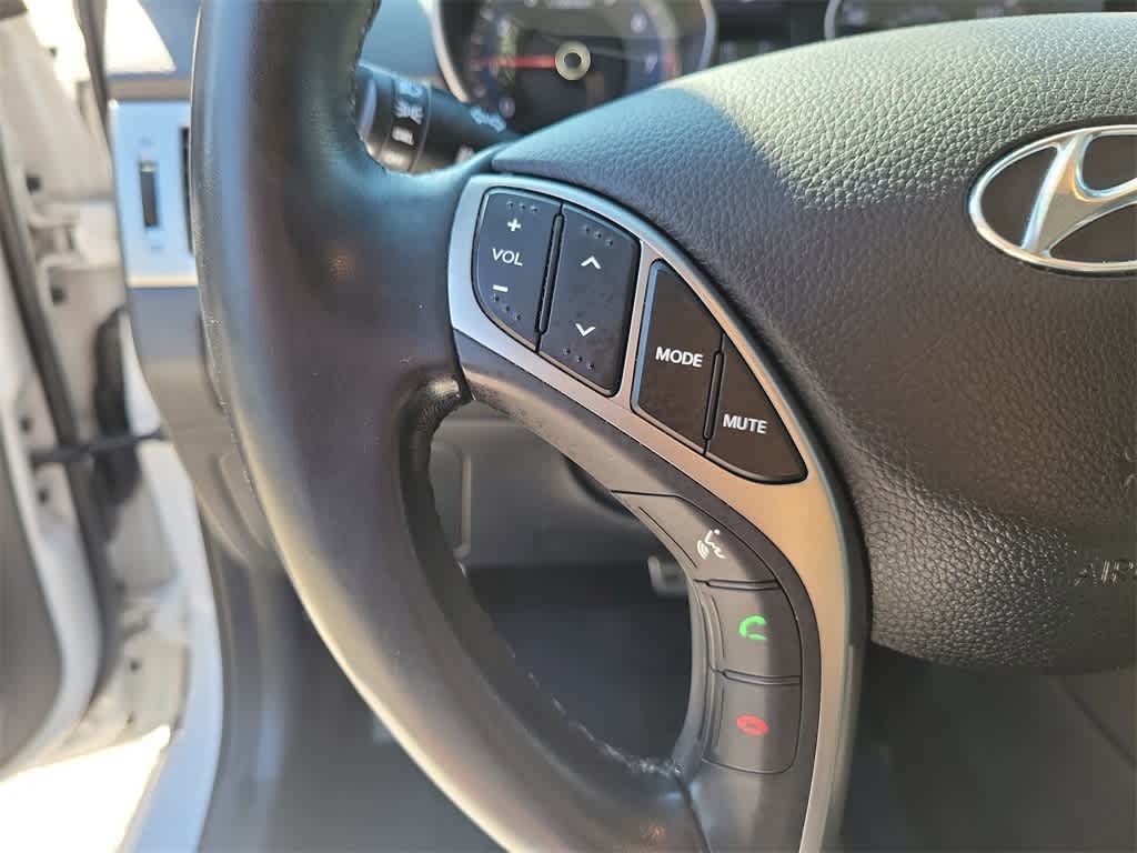 Thumbnail: 2016 Hyundai Elantra - 21