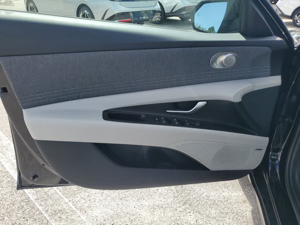 Thumbnail: 2026 Hyundai Elantra - 18