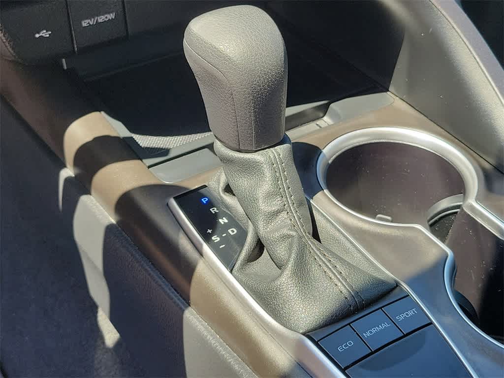 2024 Toyota Camry LE 26