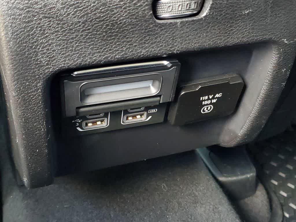 Thumbnail: 2020 Jeep Cherokee - 12