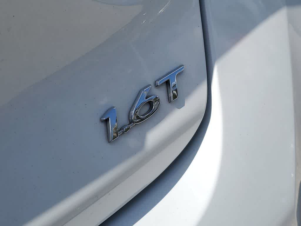 Thumbnail: 2020 Hyundai Veloster - 5