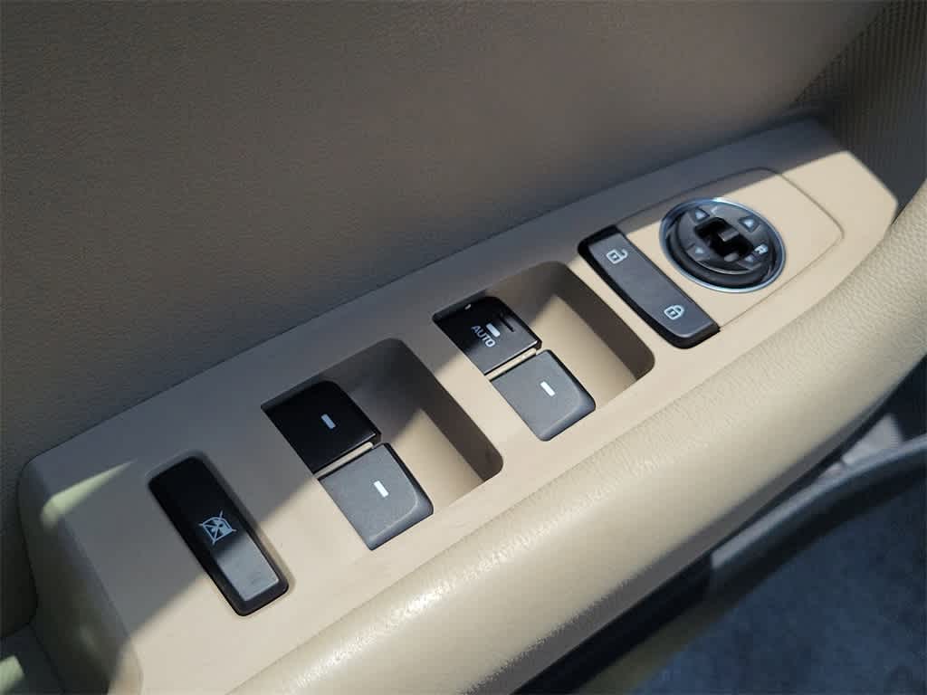 Thumbnail: 2016 Hyundai Sonata - 18