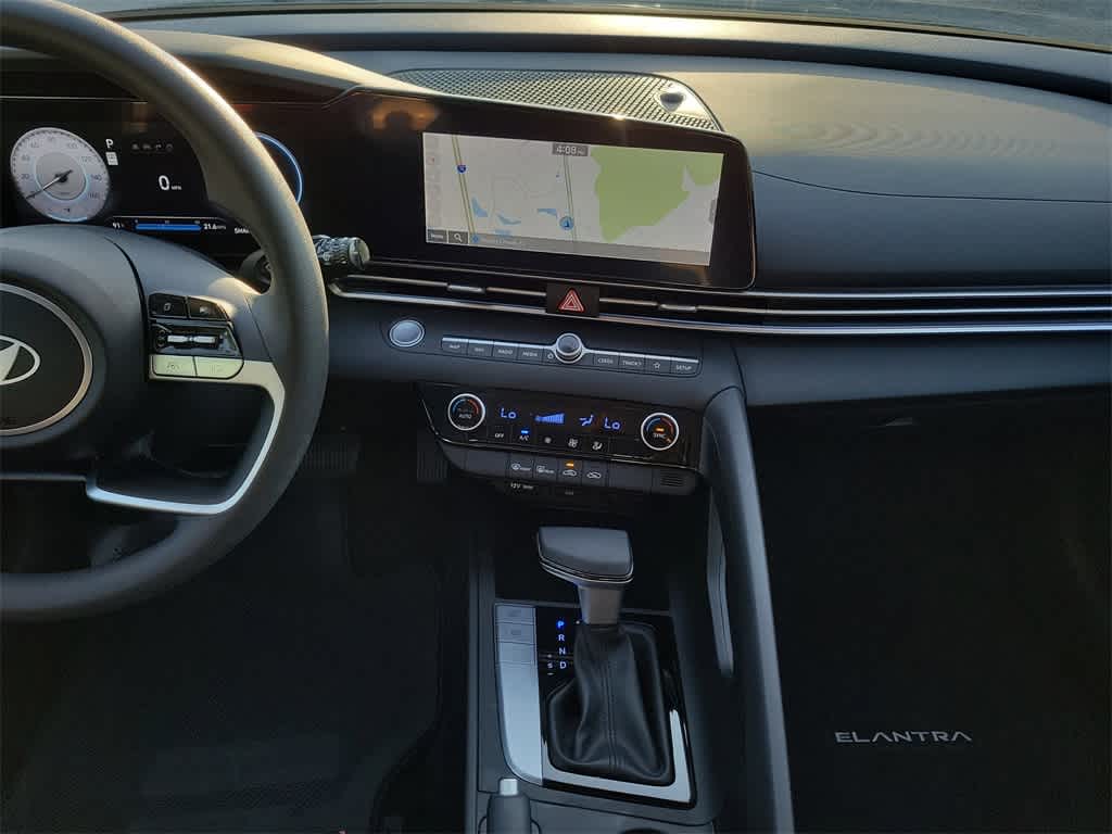Thumbnail: 2024 Hyundai Elantra - 16