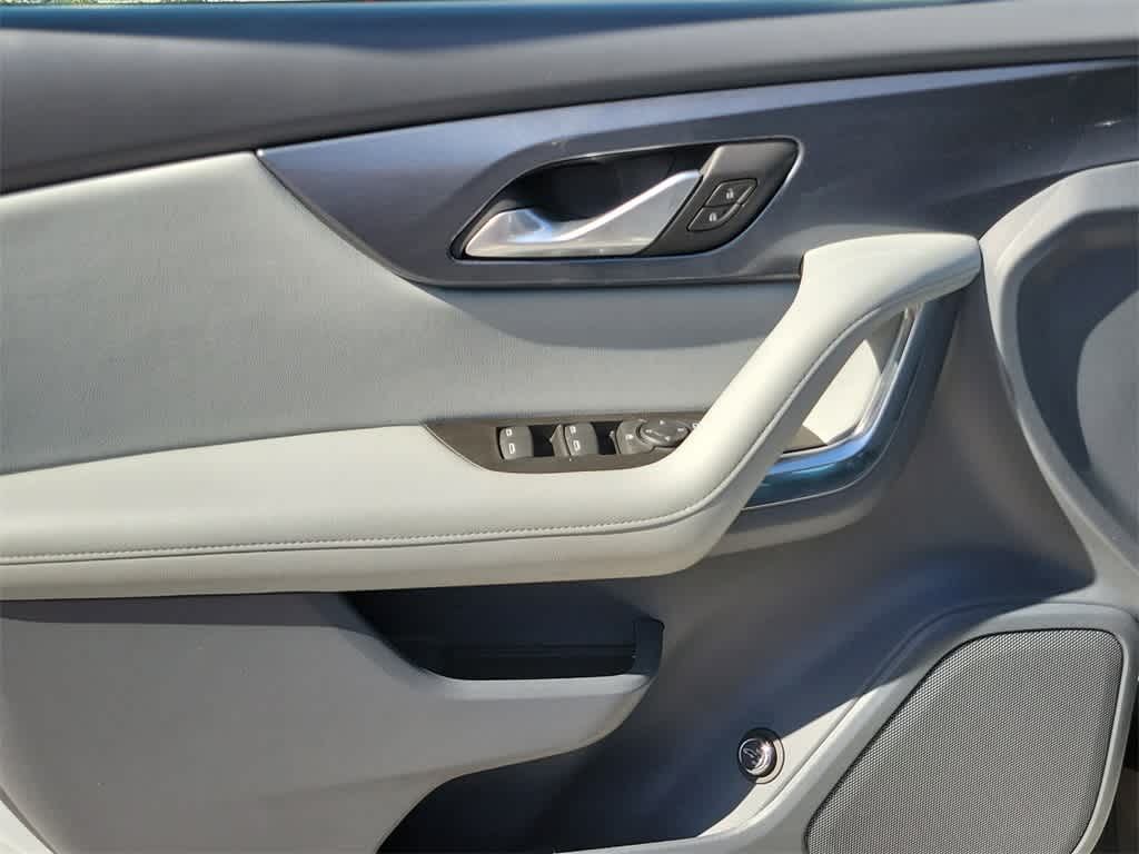 Thumbnail: 2020 Chevrolet Blazer - 18