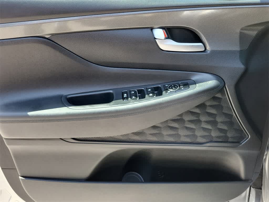 Thumbnail: 2023 Hyundai Santa Fe - 19