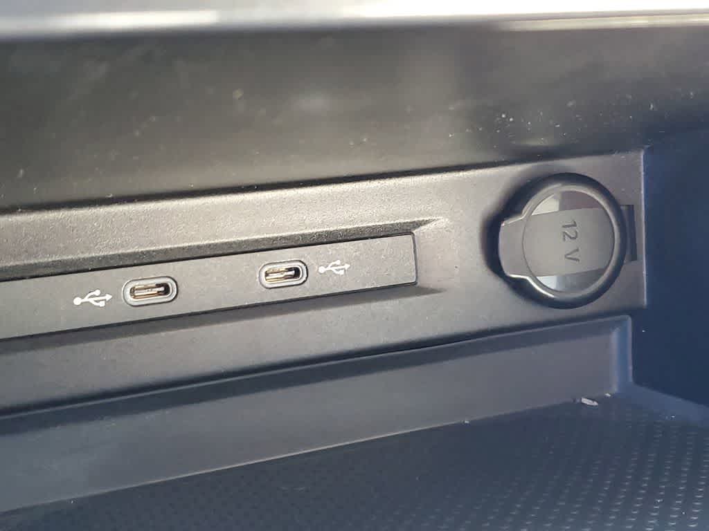 Thumbnail: 2023 Volkswagen Tiguan - 29