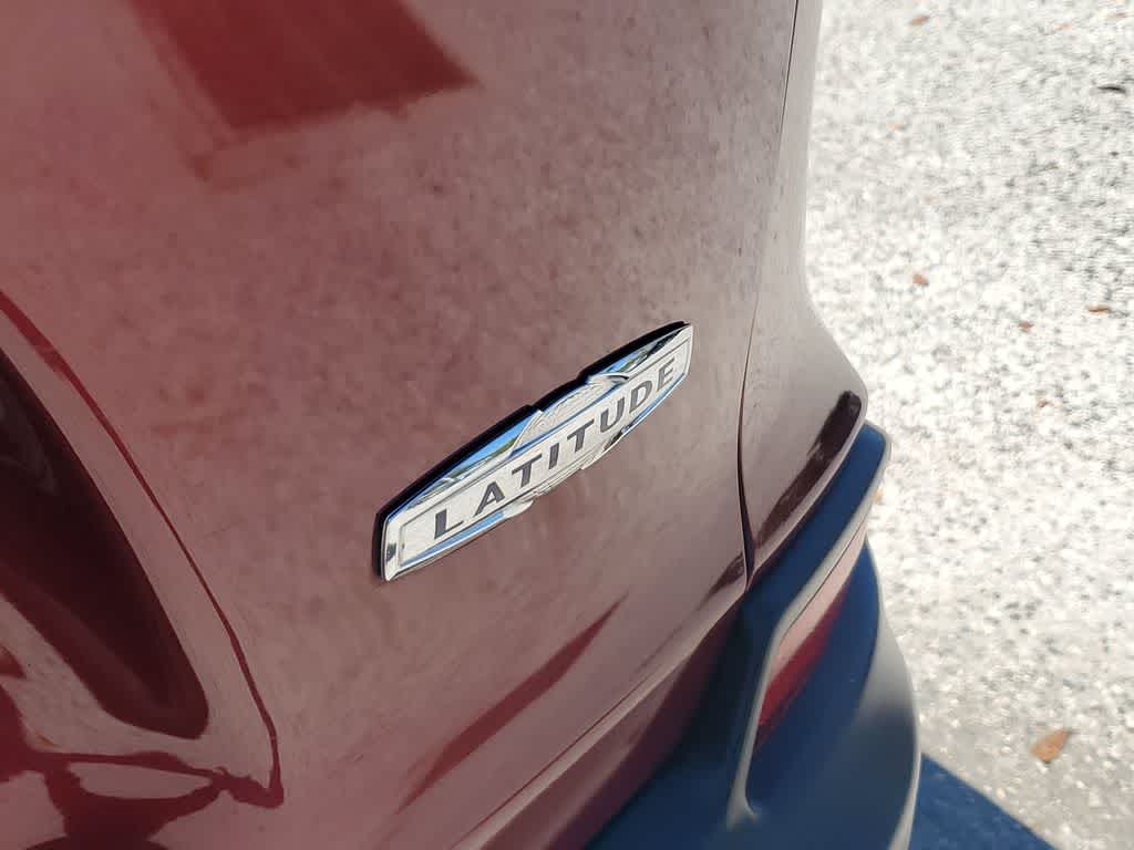 Thumbnail: 2019 Jeep Cherokee - 6