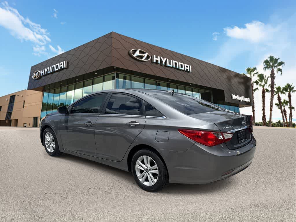 Thumbnail: 2013 Hyundai Sonata - 2