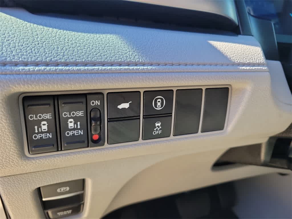 Thumbnail: 2024 Honda Odyssey - 21