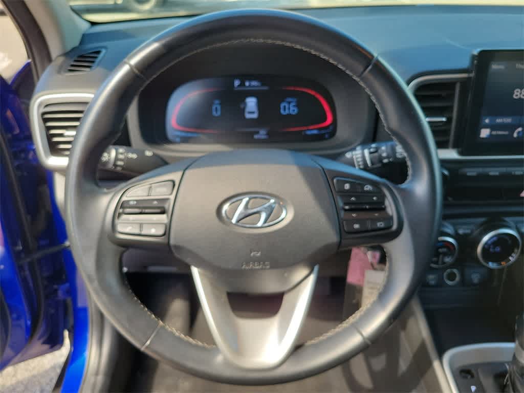 Thumbnail: 2023 Hyundai Venue - 12
