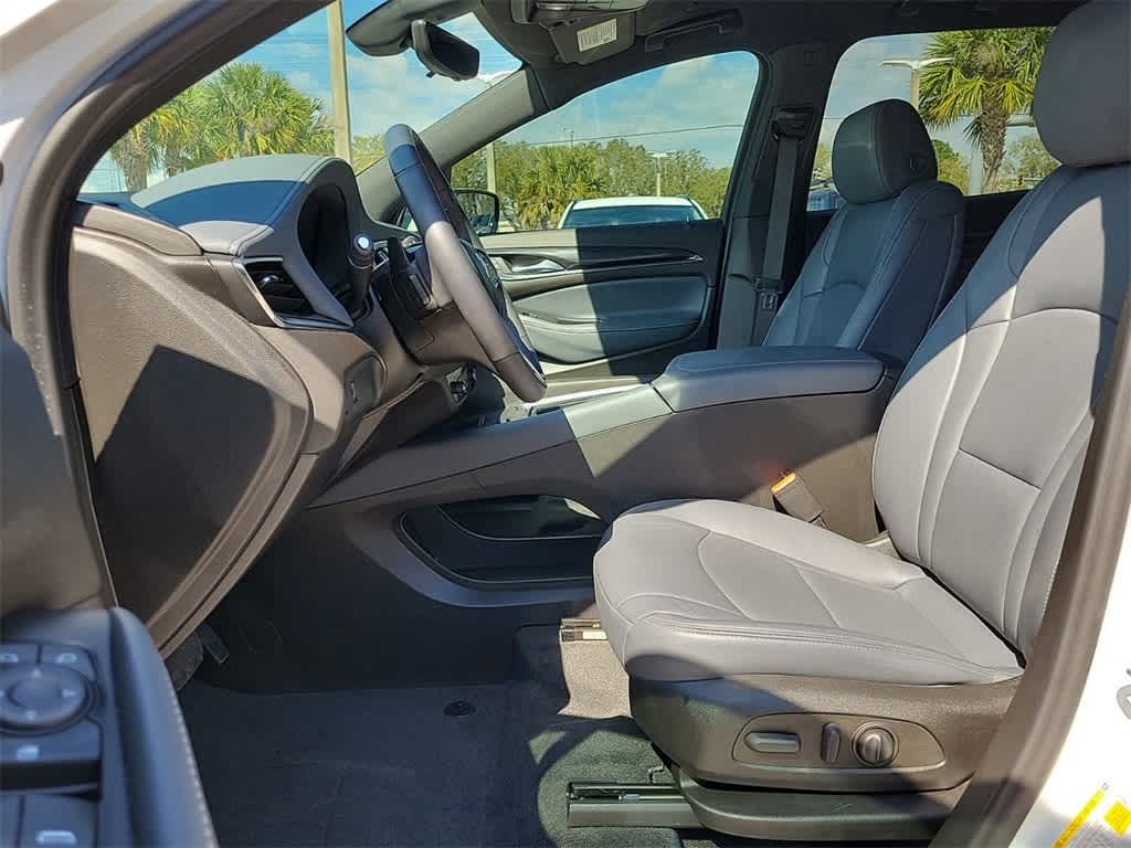 Thumbnail: 2022 Buick Enclave - 17