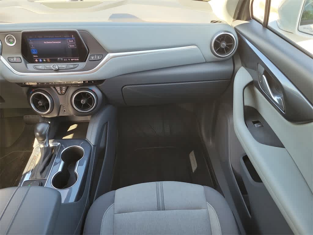 Thumbnail: 2020 Chevrolet Blazer - 13