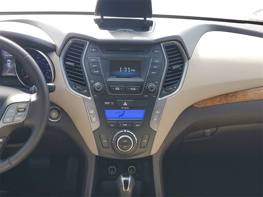 Thumbnail: 2015 Hyundai Santa Fe - 17