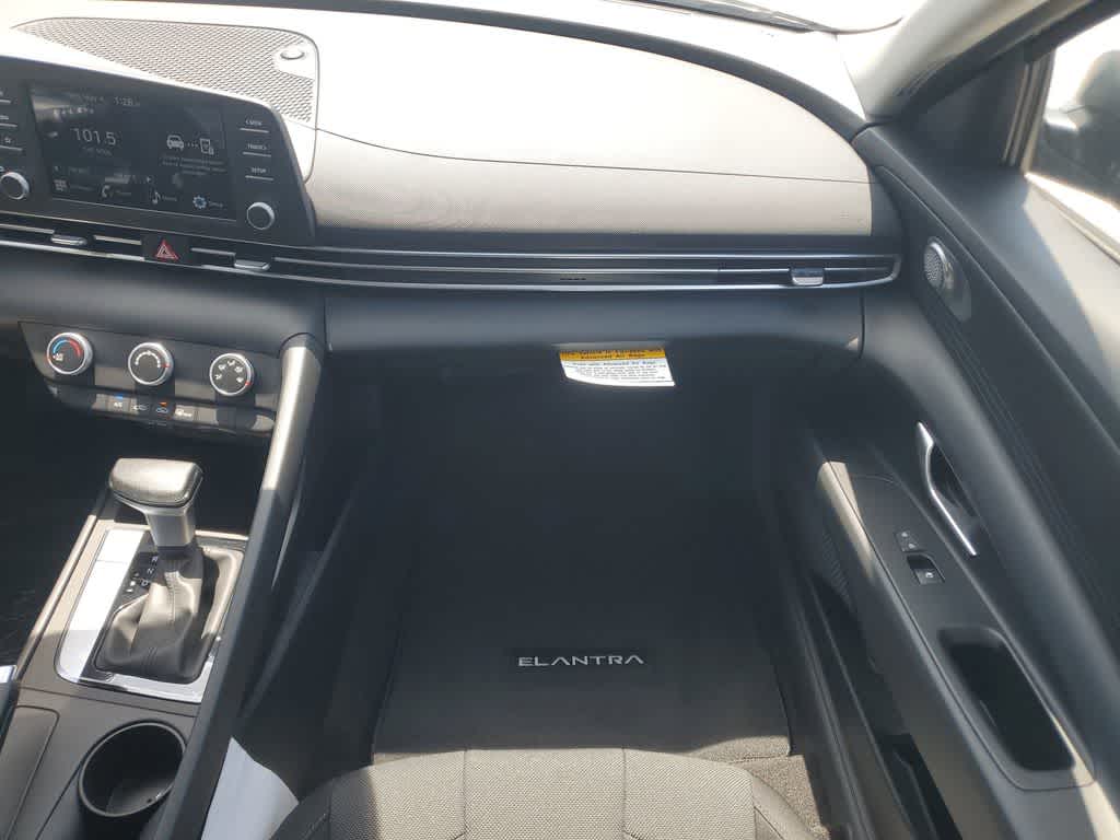 Thumbnail: 2026 Hyundai Elantra - 14