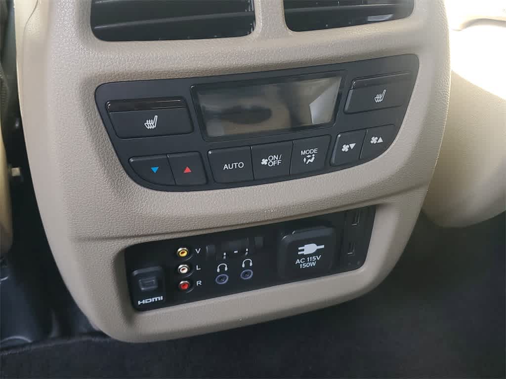 Thumbnail: 2018 Honda Pilot - 13