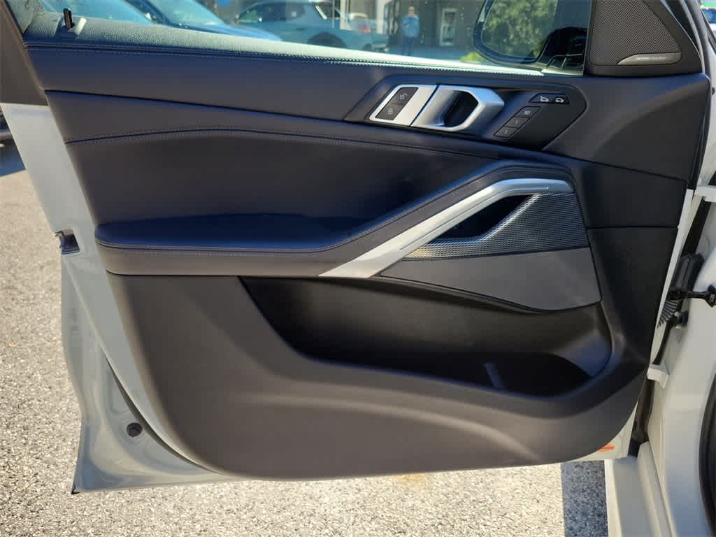 Thumbnail: 2020 BMW X6 - 18