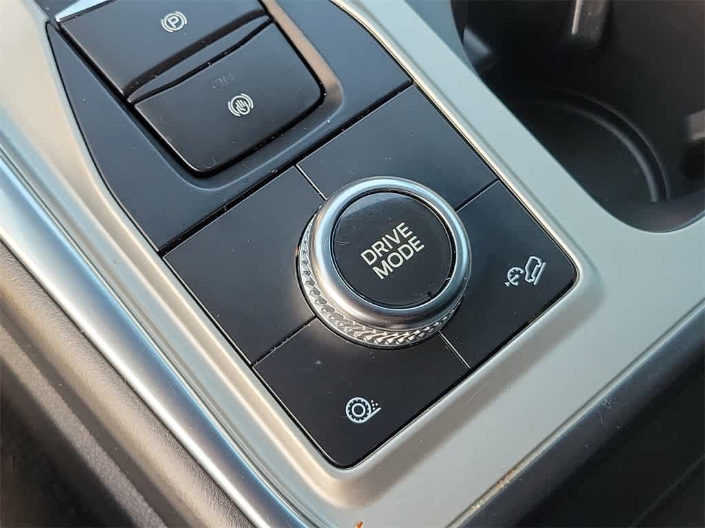 Thumbnail: 2022 Ford Explorer - 29