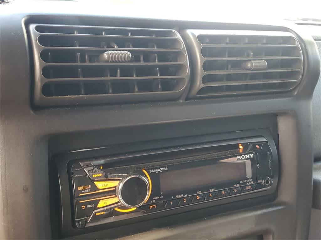 Thumbnail: 1998 Jeep Wrangler - 24