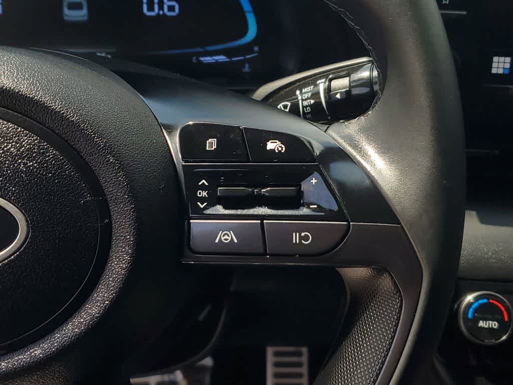 Thumbnail: 2025 Hyundai Elantra - 25