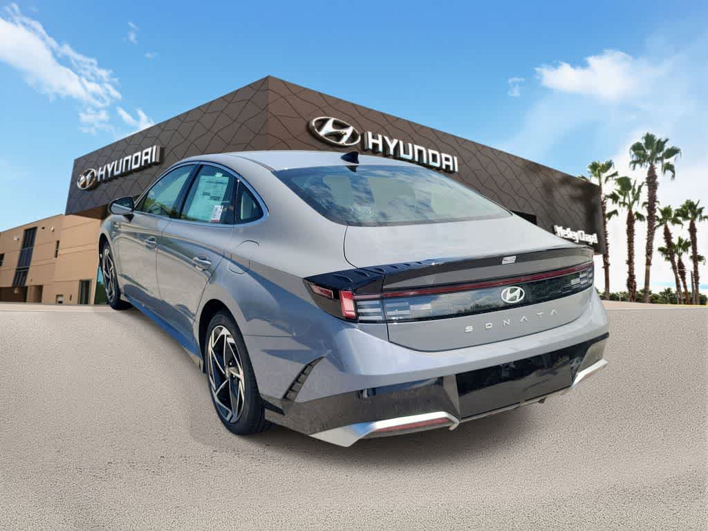 Thumbnail: 2026 Hyundai Sonata - 4